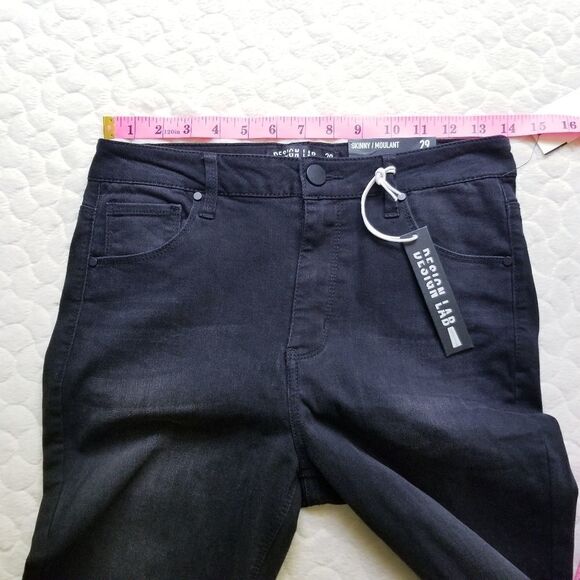 NEW Design Lab black skinny jeans distressed hem 8 - Picture 6 of 9